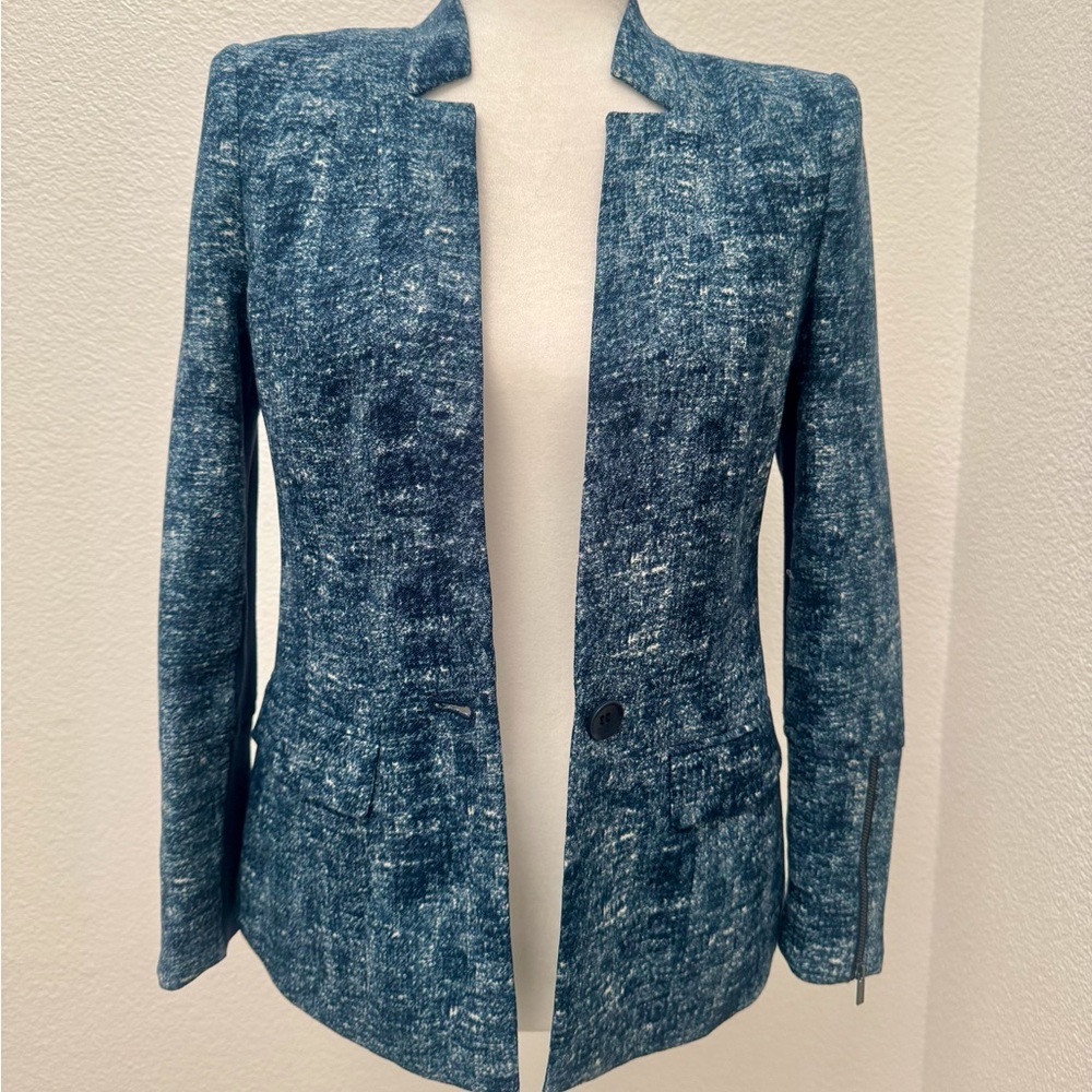 BCBG MAXAZRIA JACKET